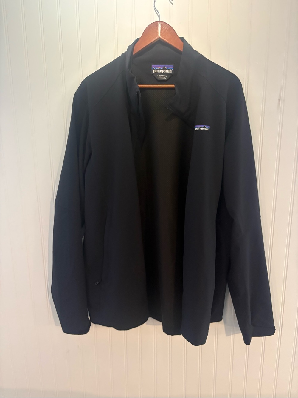 Patagonia Men's Adze Black Performance Softshell Jacket nwot